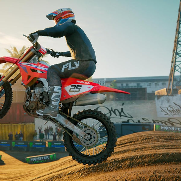 Monster Energy Supercross 25 - PlayStation 5